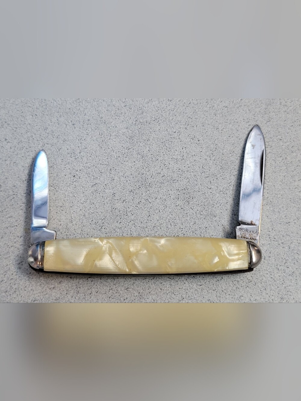 Vintage Richards Sheffield England 2-Blade Pocket Knife